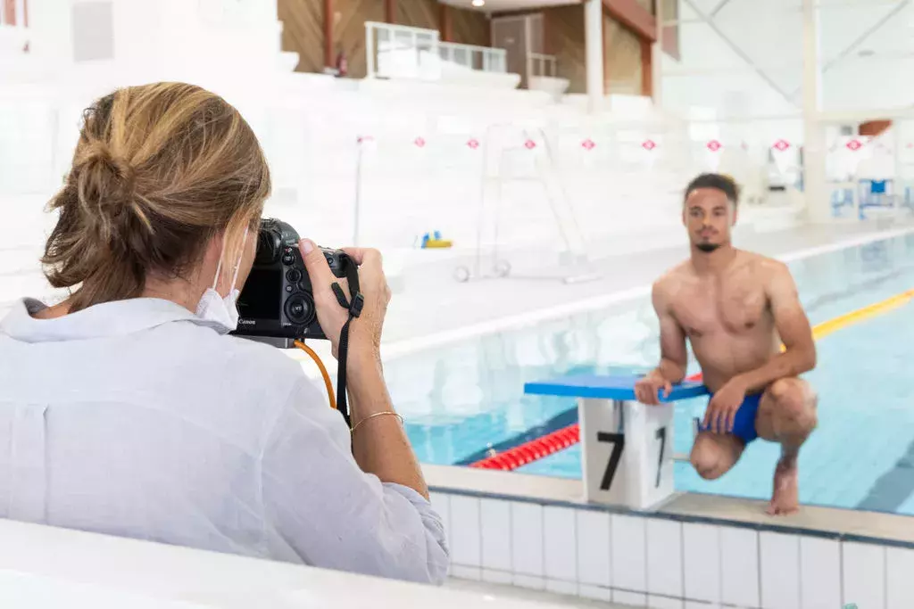 Flavio sur le shooting © Ministères sociaux DICOM Jeanne Accorsini Sipa